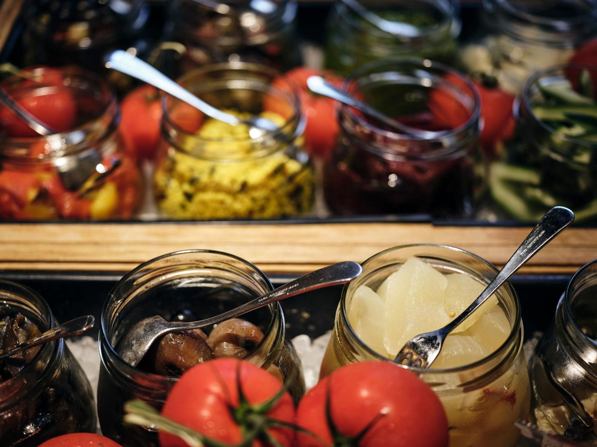 The Wellem, In The Unbound Collection By Hyatt Hotel Дюселдорф Екстериор снимка Pickled vegetables